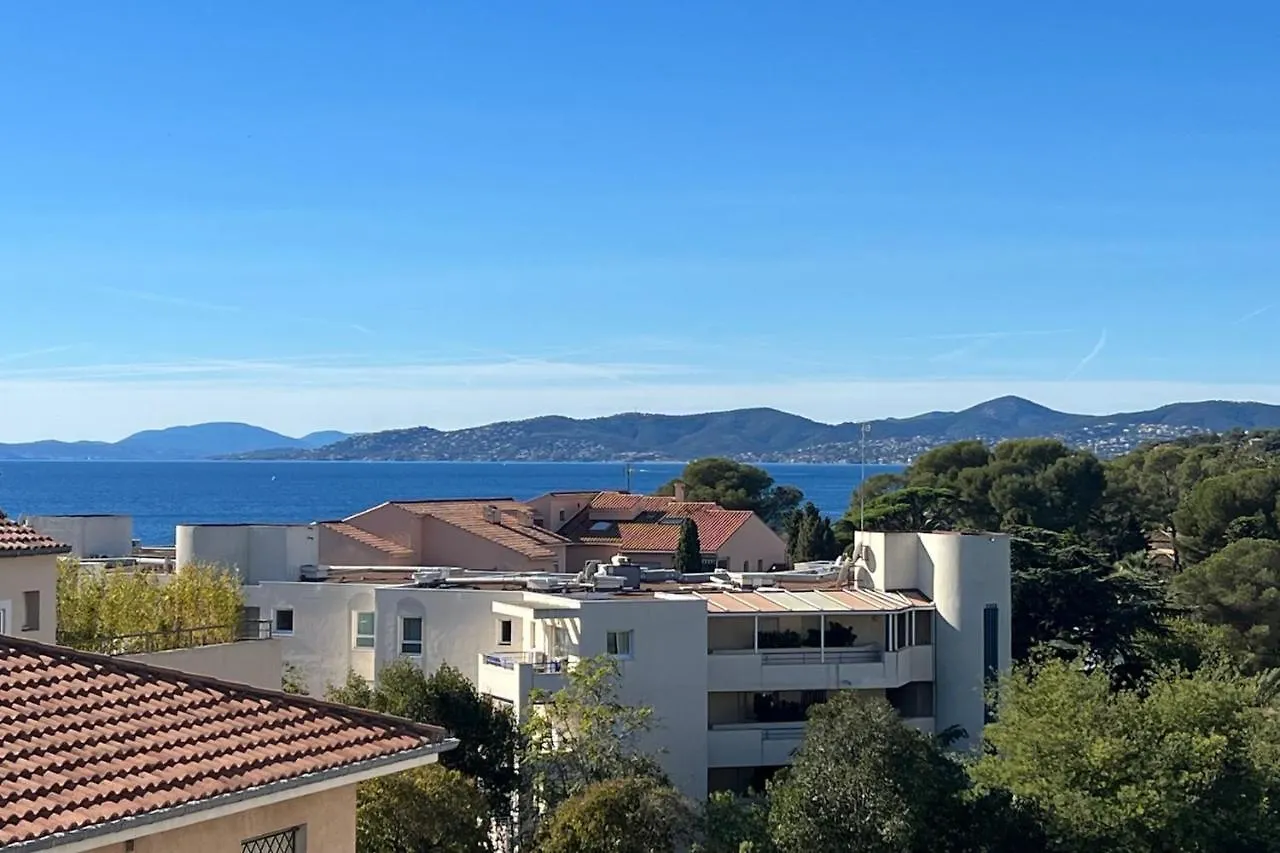 Apartmán 35M2 Sea View Flat With 20 M2 Terrace Saint-Raphaël